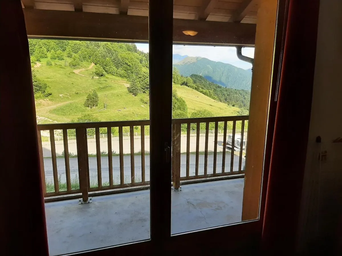 Apartamento Guzet-Pyrenees-Pied Des Pistes Ustou Francia